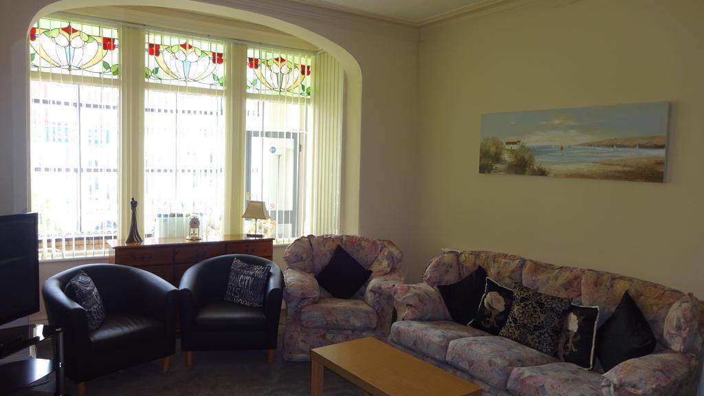Bed and Breakfast Kings Court Families & Couples Blackpool Exterior foto