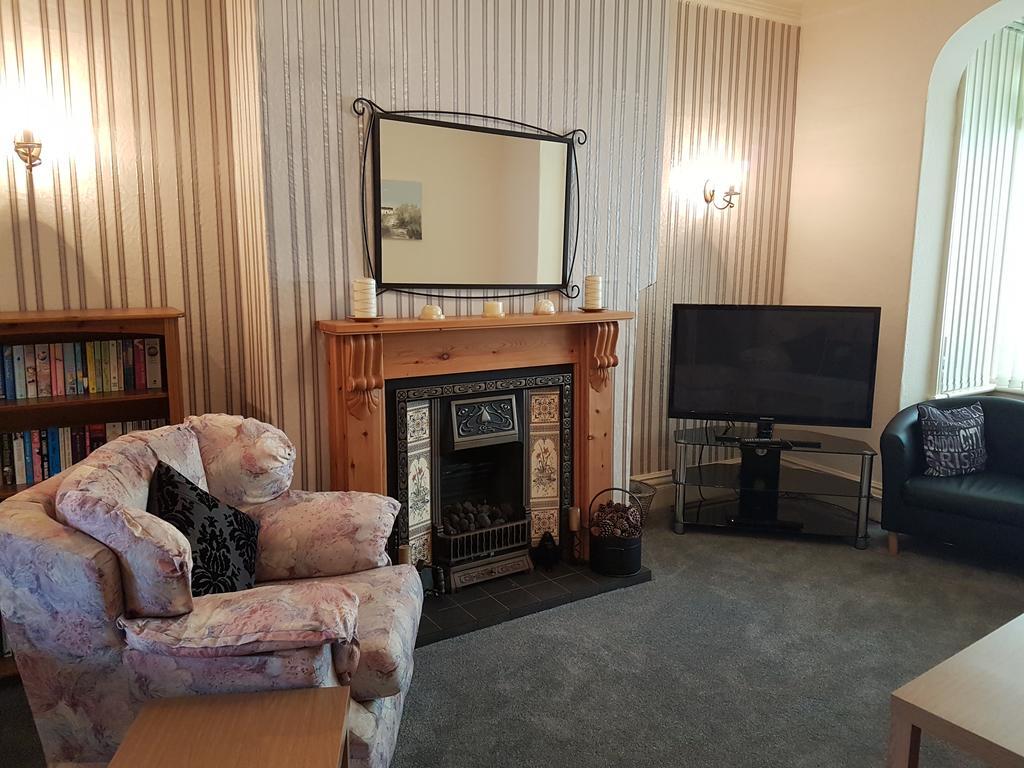 Bed and Breakfast Kings Court Families & Couples Blackpool Exterior foto